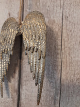 Load image into Gallery viewer, Angel wings metal gold tone
