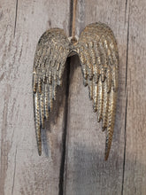 Load image into Gallery viewer, Angel wings metal gold tone
