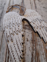 Load image into Gallery viewer, Angel wings metal white weathered
