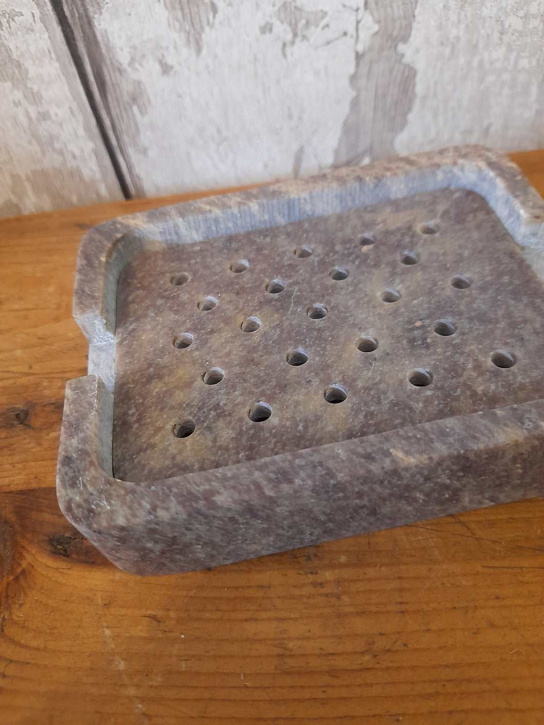 Gorara soap stone soap dish