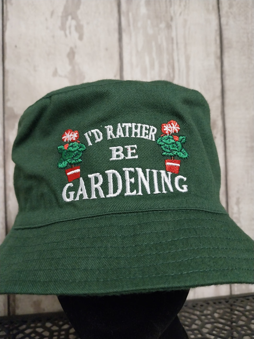 Bush hat ' I'd rather be gardening '