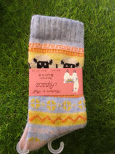 Load image into Gallery viewer, Alpaca blend sheep design socks
