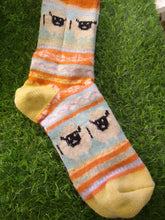 Load image into Gallery viewer, Alpaca blend sheep design socks
