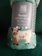 Load image into Gallery viewer, Highland cow soft throw
