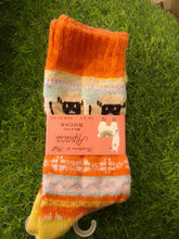 Load image into Gallery viewer, Alpaca blend sheep design socks
