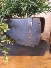 Load image into Gallery viewer, Vintage black brick mould
