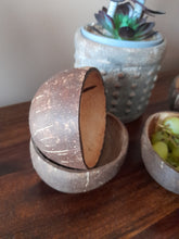 Load image into Gallery viewer, Natural coconut bowl
