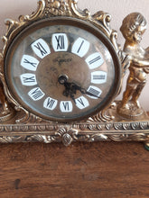 Load image into Gallery viewer, Vintage Cherub themed Timepiece
