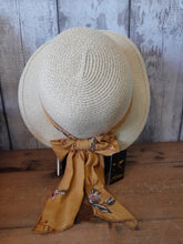 Load image into Gallery viewer, Ladies woven hat in 2 colourways
