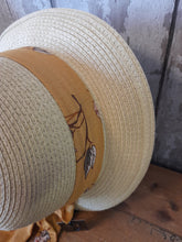 Load image into Gallery viewer, Ladies woven hat in 2 colourways
