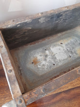 Load image into Gallery viewer, vintage double brick mould  - tin lined bottom

