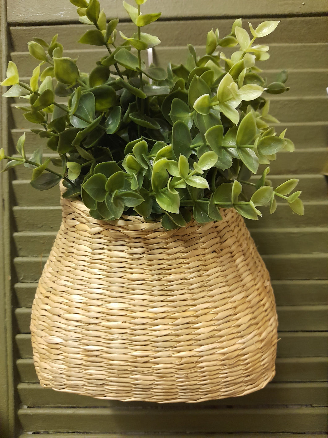 seagrass wall basket
