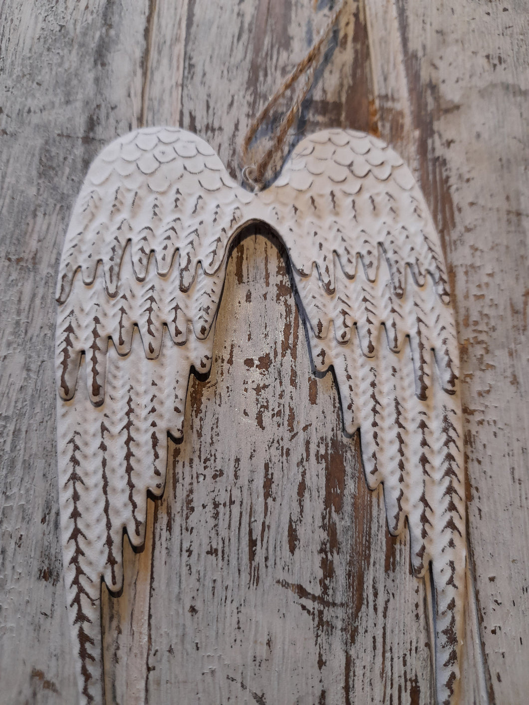 Angel wings metal white weathered