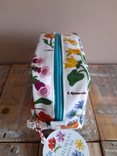 Load image into Gallery viewer, wild flowers - cosmetic bag
