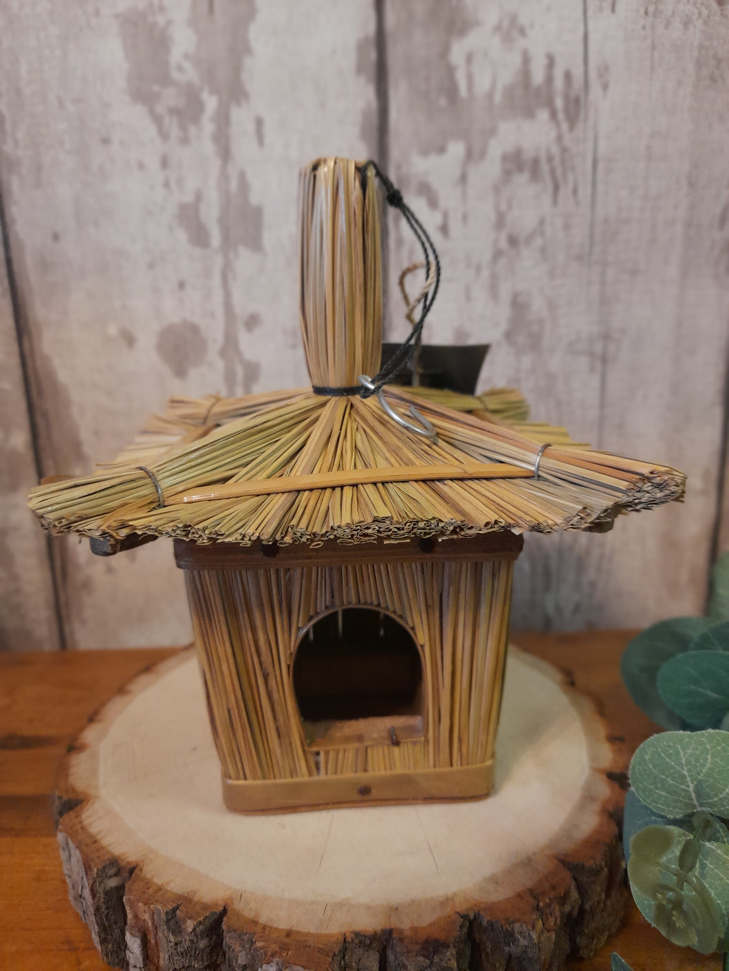 Seagrass bird box