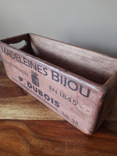 Load image into Gallery viewer, Mini wooden crate - Blush advertising
