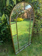 Load image into Gallery viewer, Garden mirror - Gold metal
