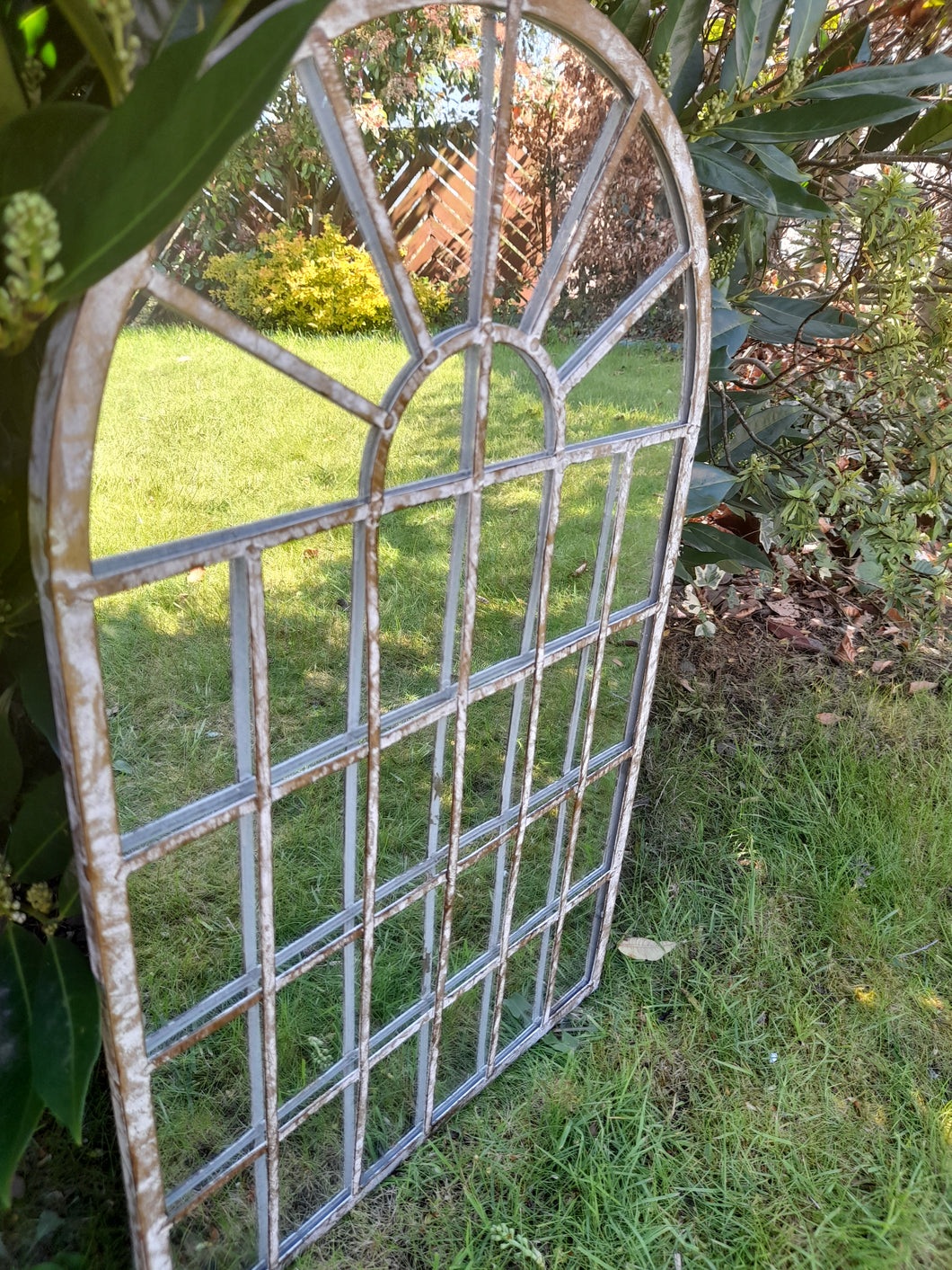 Garden mirror - white metal